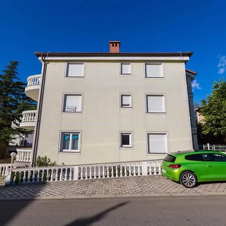 In 39196 Apartment Crikvenica